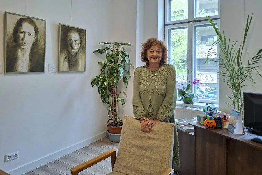 ANA BLANDIANA RUMANIA