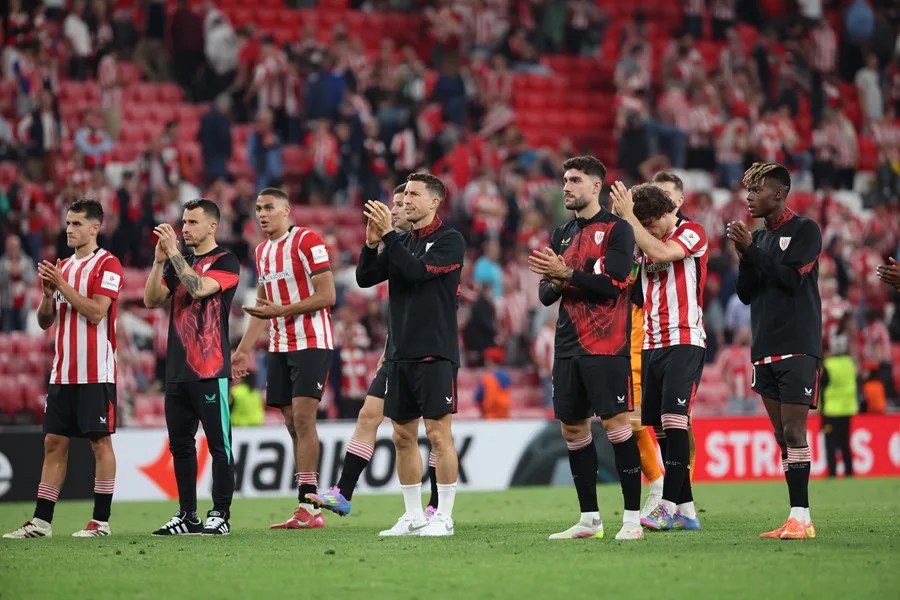 Encuentro de ida de las semifinales de la Liga Europa entre Athletic Club y Manchester United en San Mamés