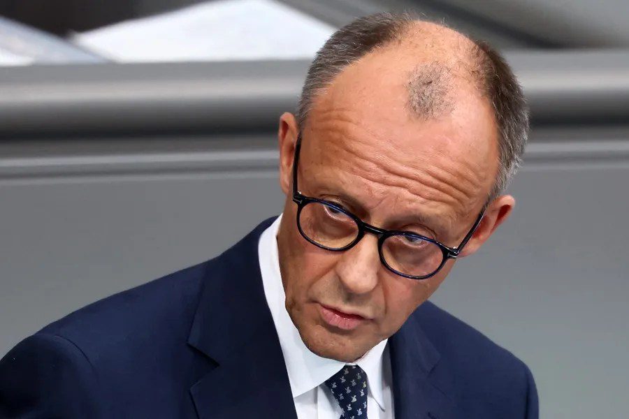 El canciller alemán, Friedrich Merz, hoy en Berlín en la Cámara Baja del Parlamento.