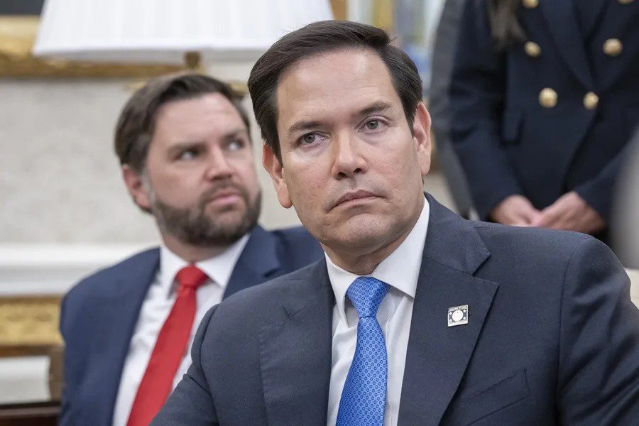 Trump descarta otro mandato y apoya a JD Vance y Marco Rubio como sus sustitutos