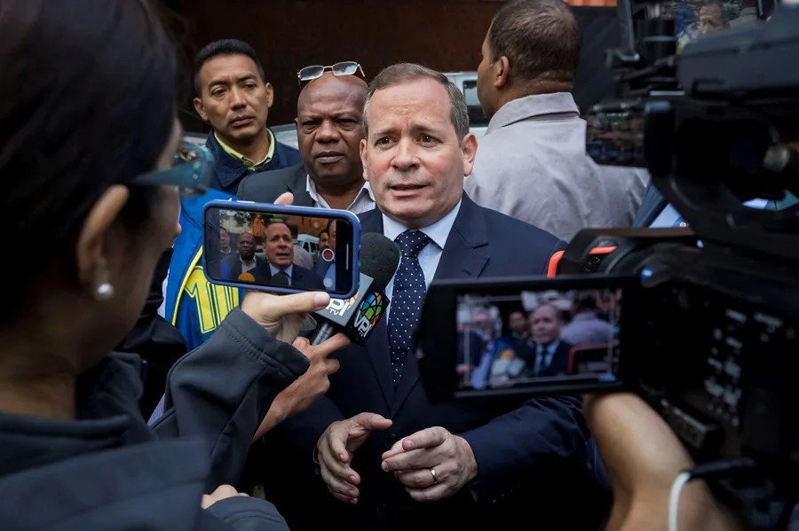 Venezuela encara unas elecciones empañadas por detenciones y un presunto plan