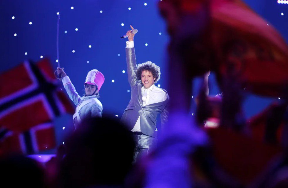 El español Daniel Diges presenta su canción