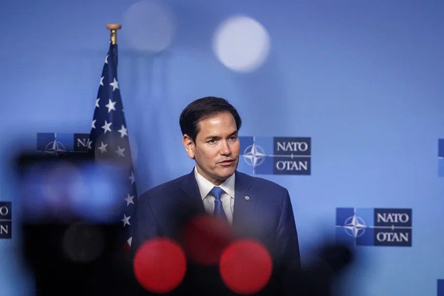 Fotografía de archivo del secretario de Estado de EE.UU., Marco Rubio, encargado en el Gobierno de Donald Trump de planear el envío de inmigrantes a terceros países. EFE/Olivier Matthys