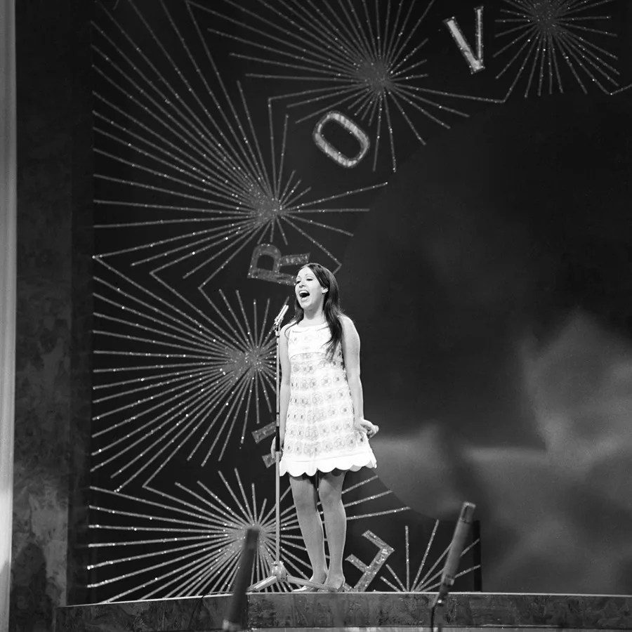 La cantante Massiel, representante de España en el Festival de Eurovisión