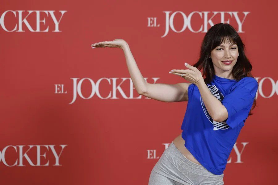 La actriz Úrsula Corberó, a su llegada a la presentación 'El jockey', película argentina en la que interpreta a la novia de un jinete.