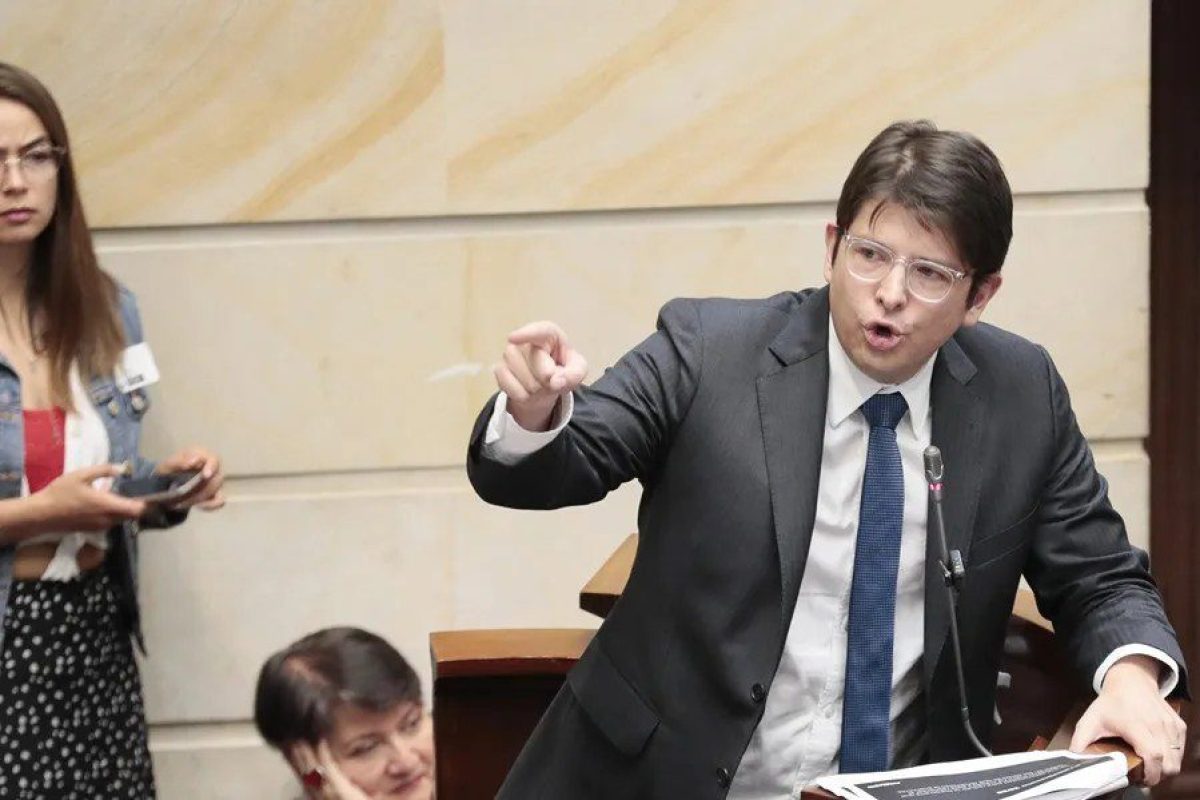 AME5447-COLOMBIA-REFORMAS.webp