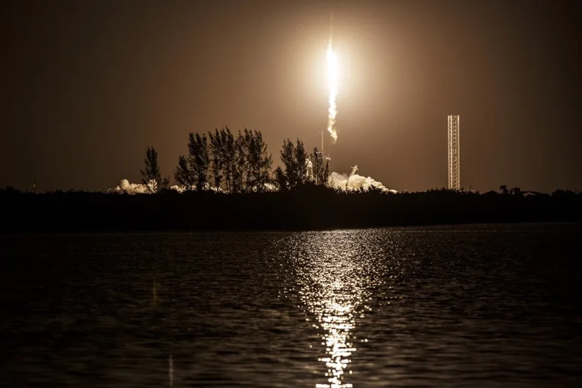 EPA7267-USA-NASA-SPACEX.webp