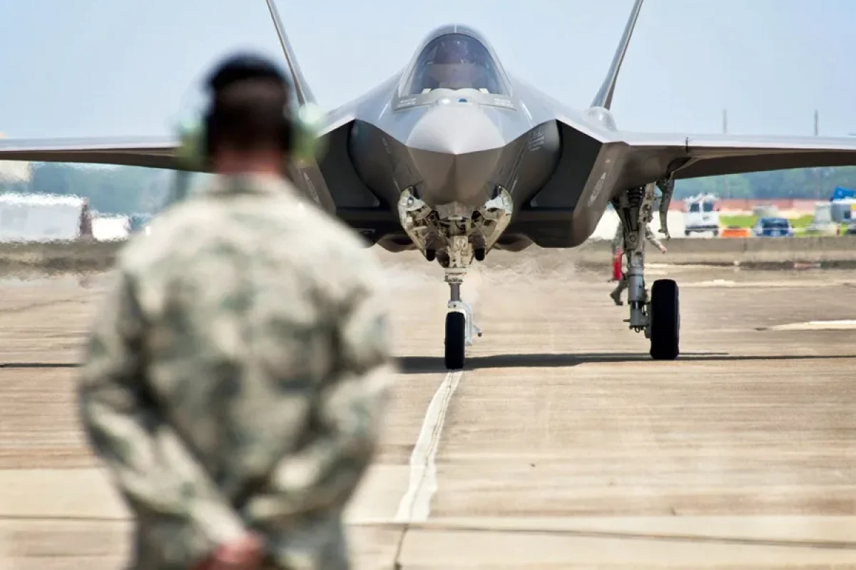 FRA01-FILE-USA-DEFENSE.webp