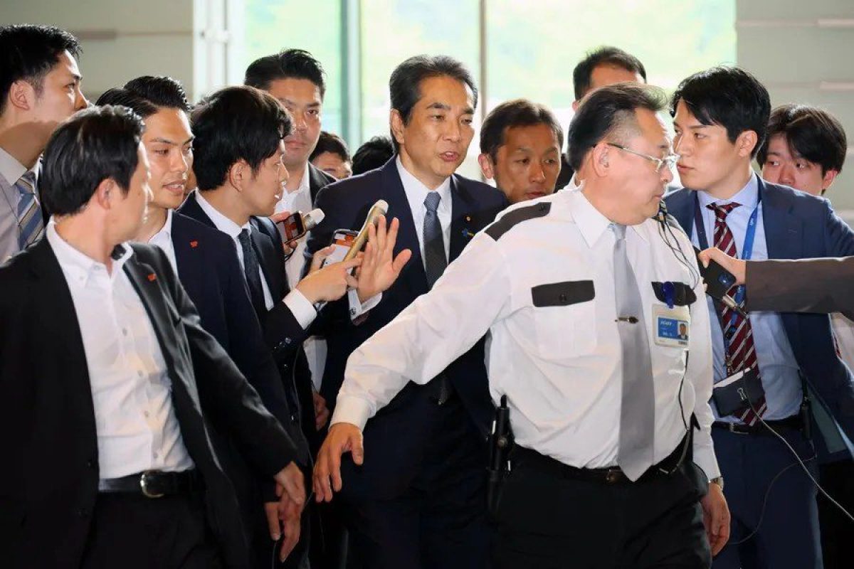 FRA01-JAPAN-GOVERNMENT-SCANDAL.webp