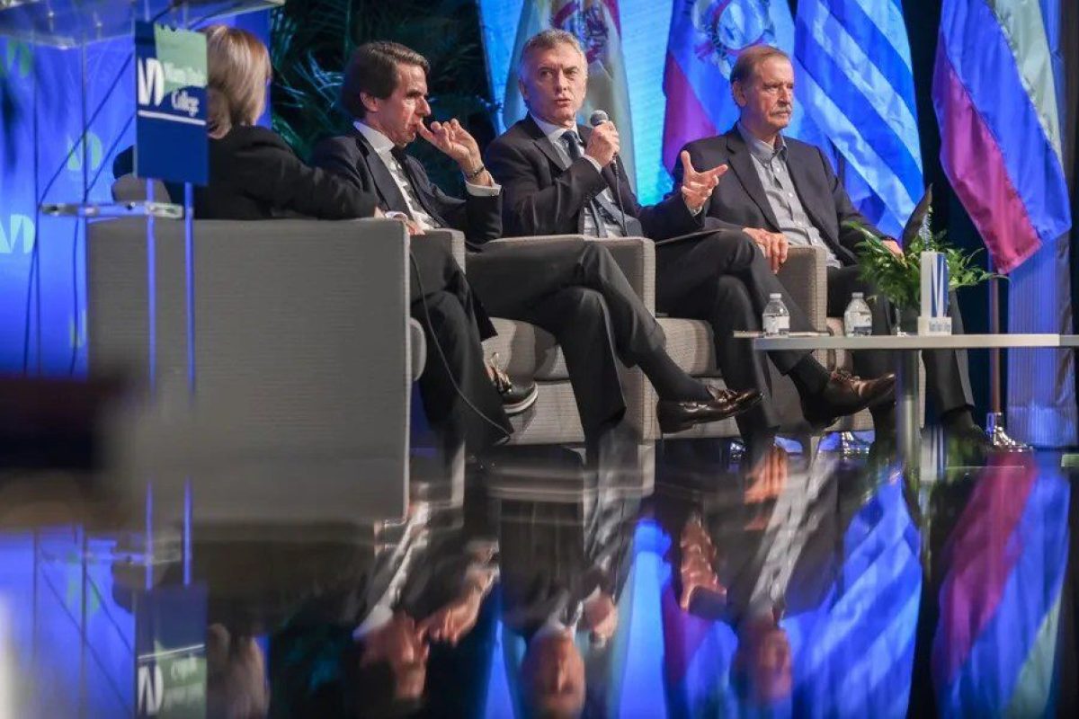Miguel-Uribe-expresidente-2.webp