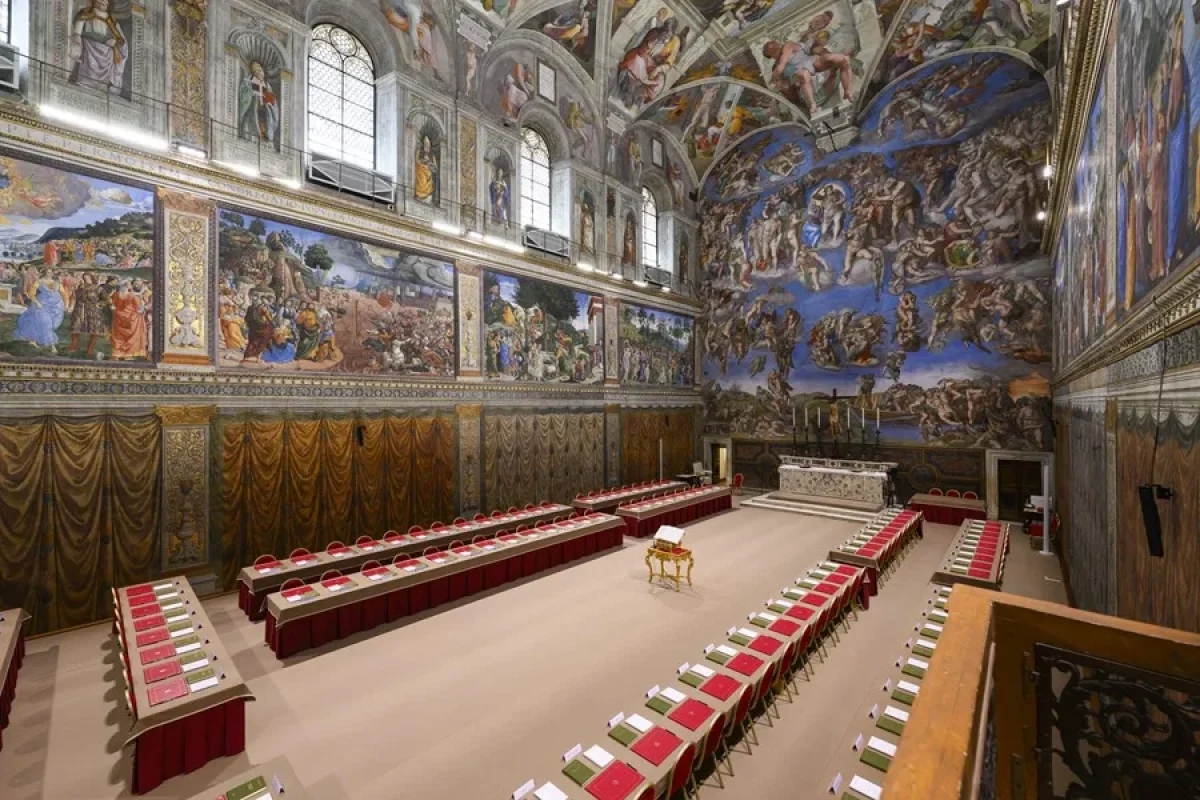 conclave-constitucion-vaticana.webp